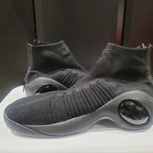 Nike Flight Bonafide Triple Black Knit Sock - Picture 4 of 9